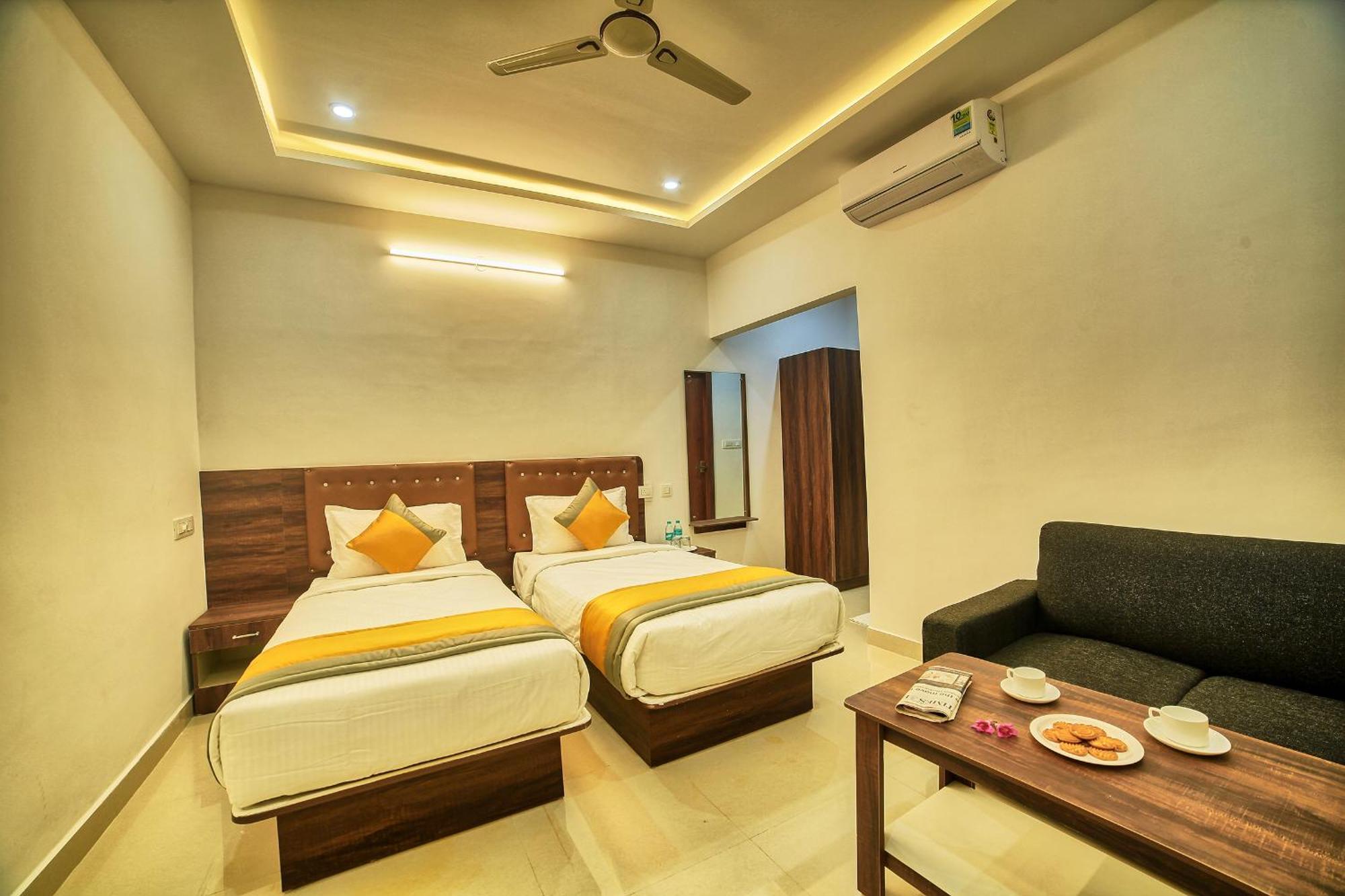 Visa Inn Hotel 4Kms From Airport L Free Airport Pickup & Drop 24X7 Devanahalli 外观 照片