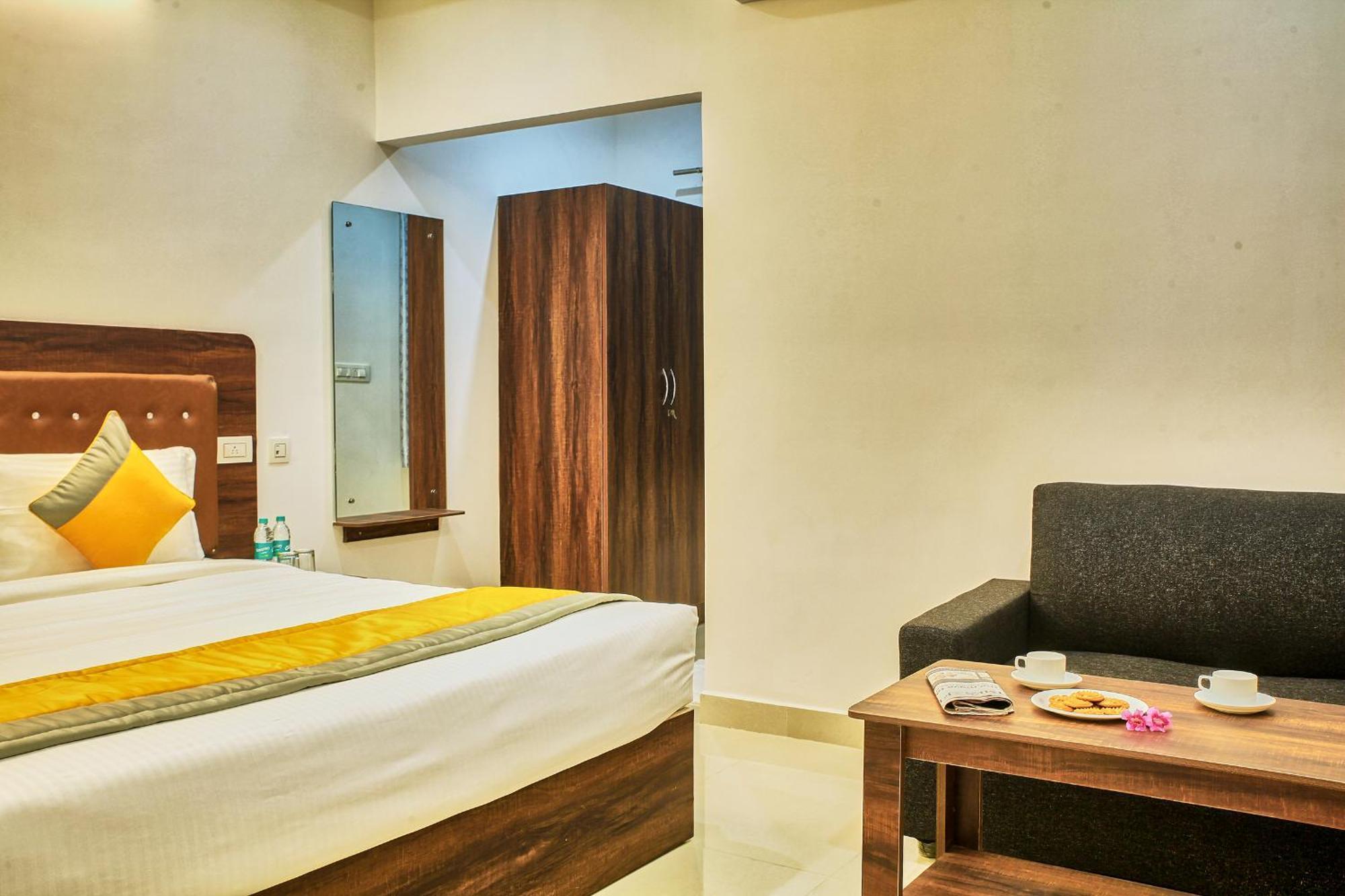 Visa Inn Hotel 4Kms From Airport L Free Airport Pickup & Drop 24X7 Devanahalli 外观 照片