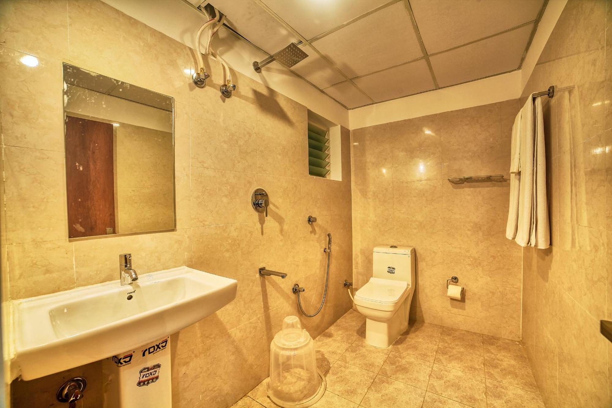 Visa Inn Hotel 4Kms From Airport L Free Airport Pickup & Drop 24X7 Devanahalli 外观 照片